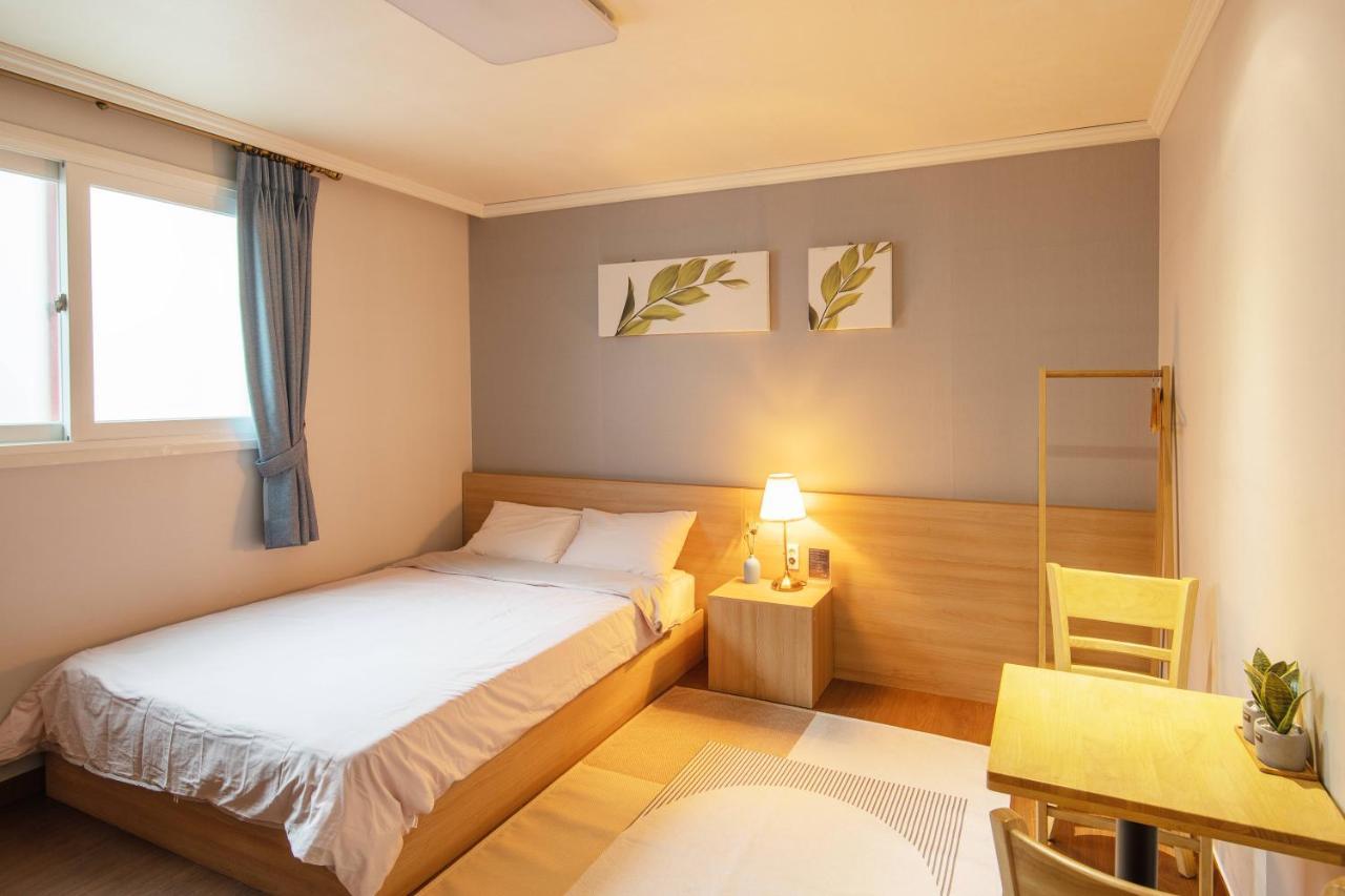 Ellui Hotel Jeju Exteriör bild