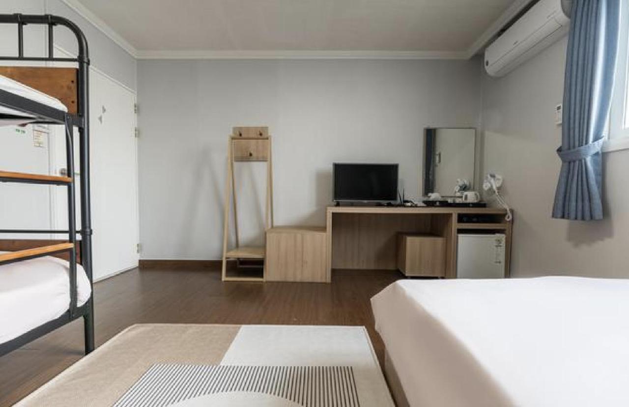 Ellui Hotel Jeju Exteriör bild